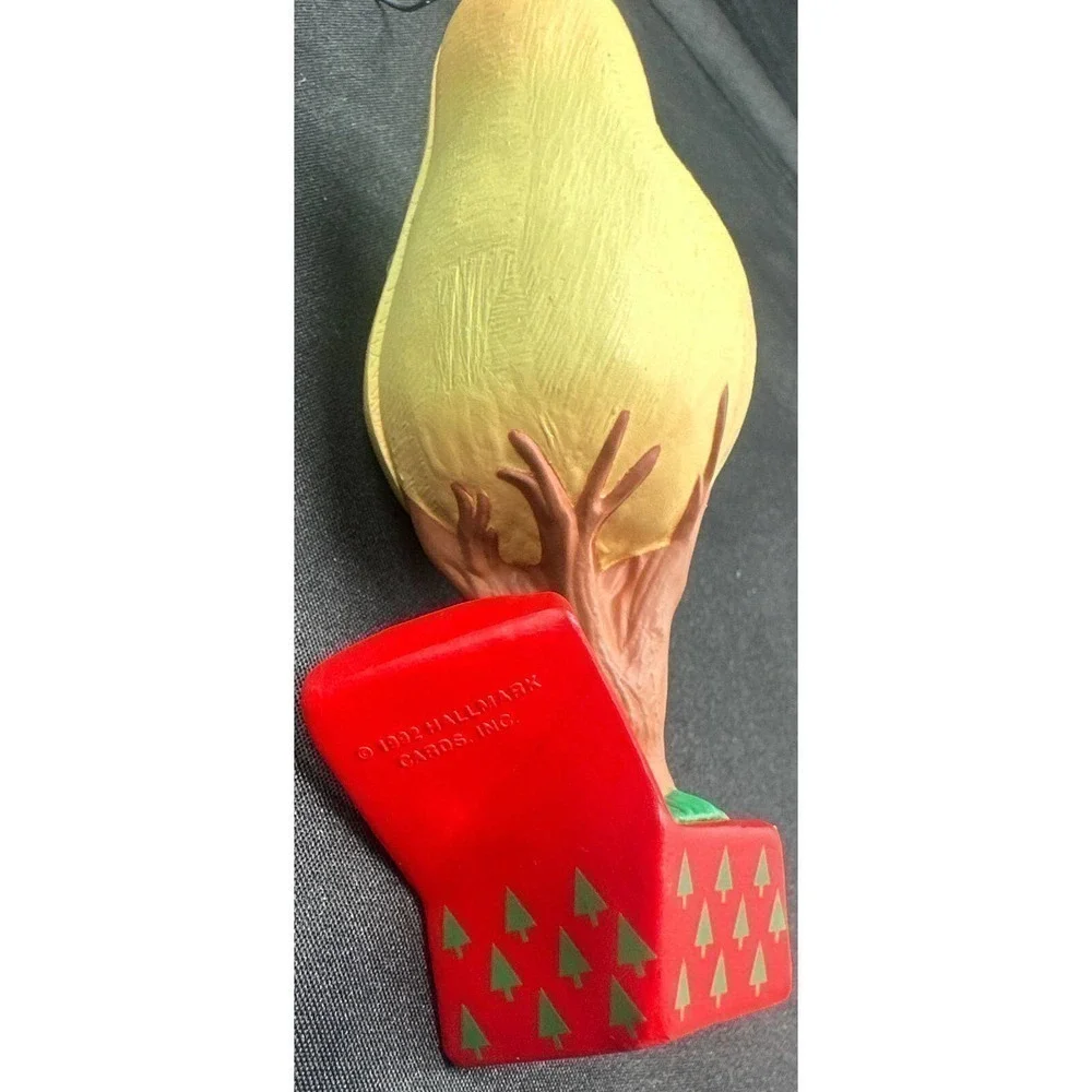 HALLMARK Ornament Partridge IN a Pear Tree 1992 Bird Wearing Underwear Opens K1